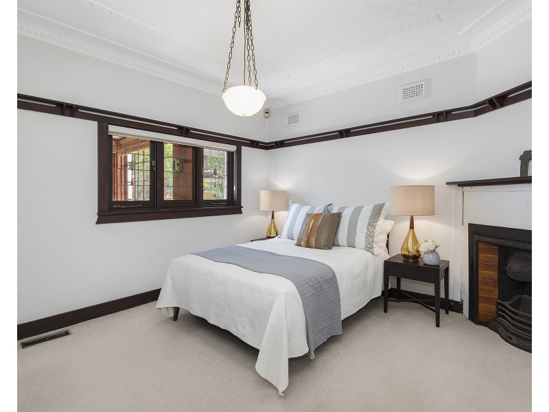 12 Glenview Street, Greenwich NSW 2065