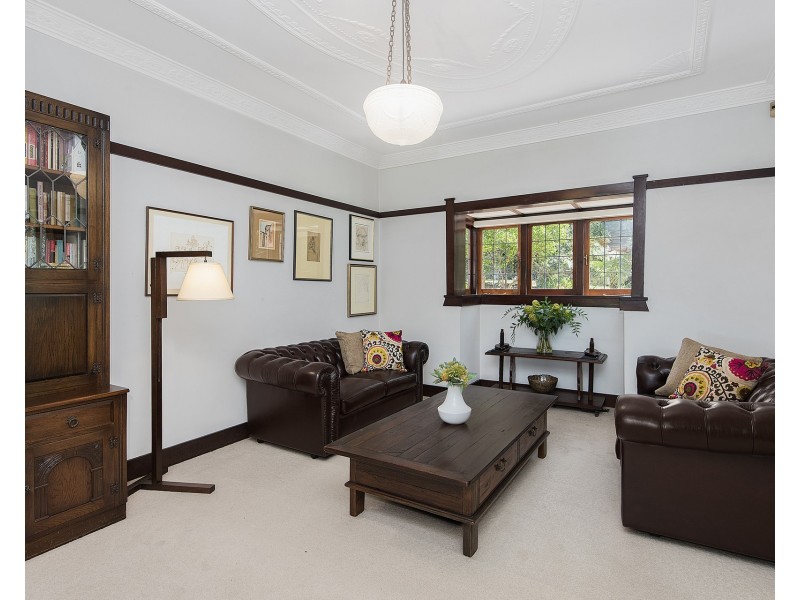 12 Glenview Street, Greenwich NSW 2065