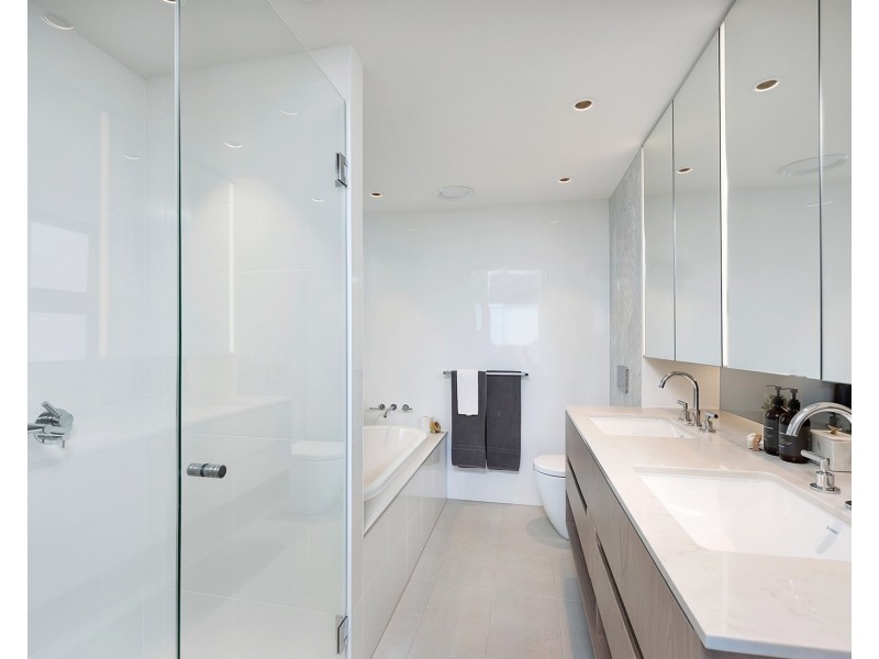 10.01/88 Alfred Street, Milsons Point NSW 2061