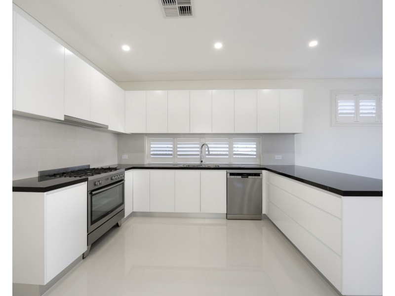 8a Edmonson Street, North Ryde NSW 2113