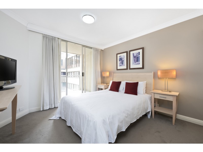 702/10 Brown Street, Chatswood NSW 2067