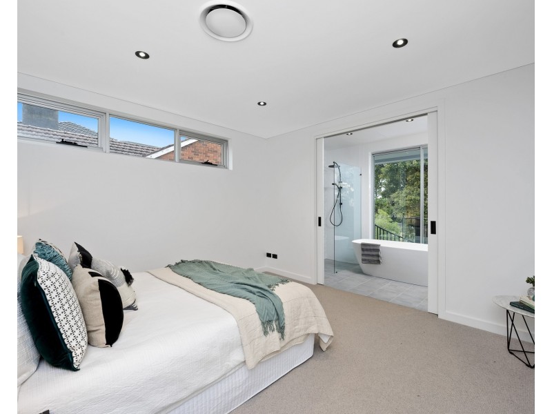 2A/144 Fullers Road, Chatswood NSW 2067