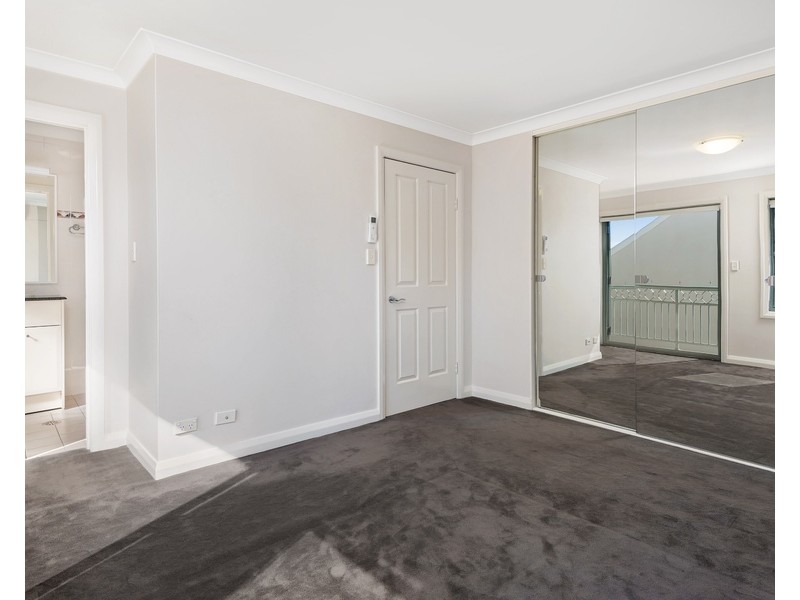 15 Taylors Drive, Lane Cove NSW 2066