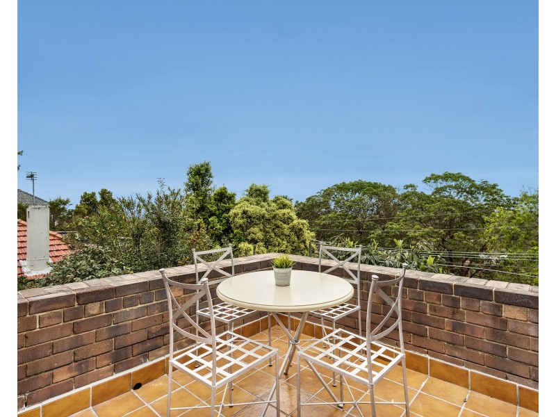 2 Osborne Road, Greenwich NSW 2065