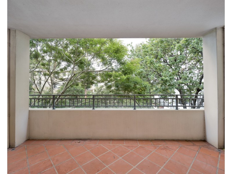 18/214  Pacific Highway, Greenwich NSW 2065