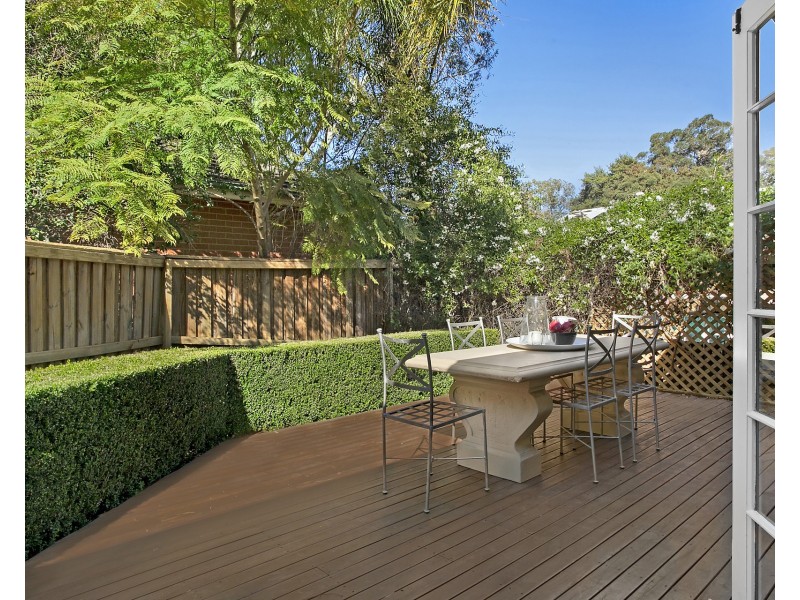 16 Hallam Avenue, Lane Cove NSW 2066