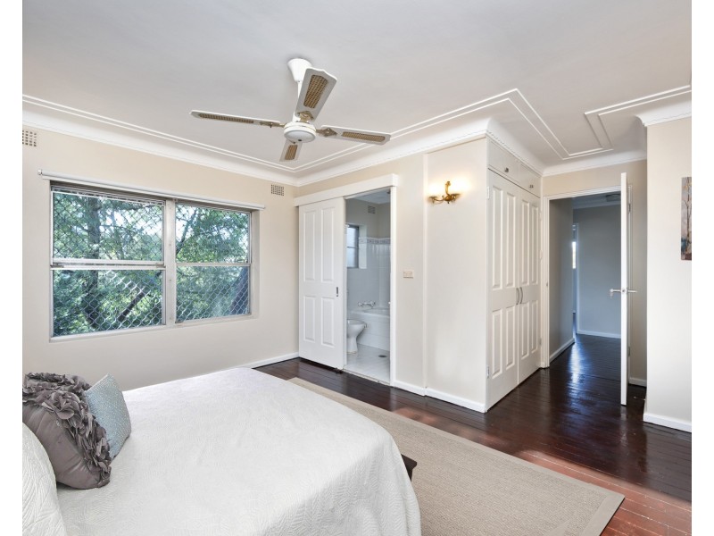 3 Louise Avenue, Chatswood West NSW 2067