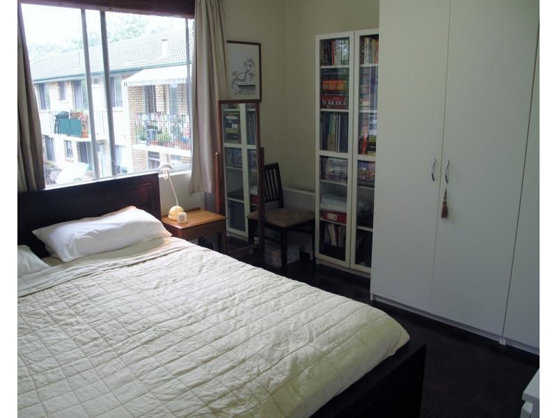 2/83 Burns Bay Road, Lane Cove NSW 2066