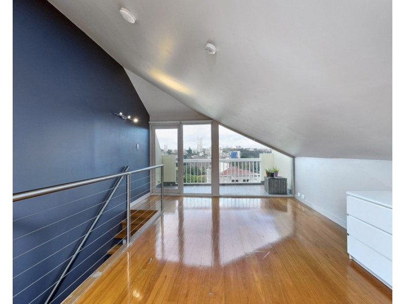 18/25 Elizabeth Bay Road, Elizabeth Bay NSW 2011