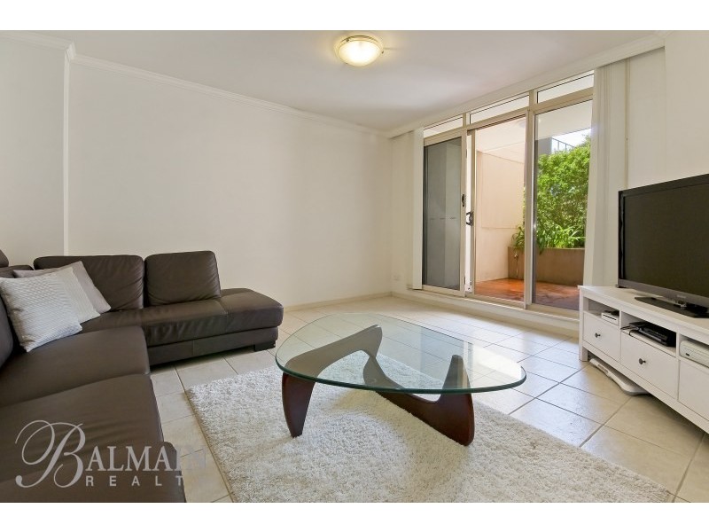 6 Yara Ave Balmain Shores, Rozelle NSW 2039