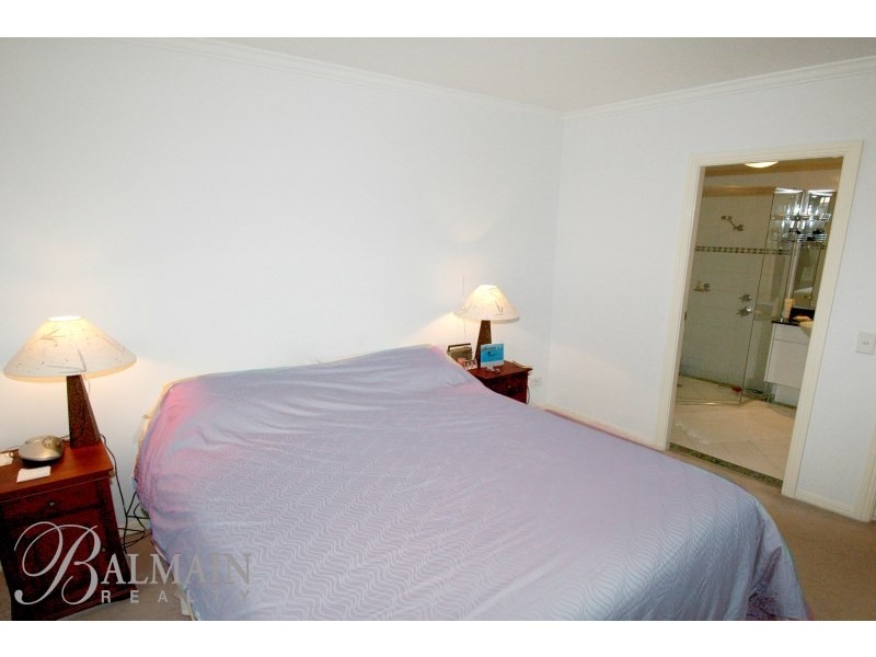 6 Yara Avenue, Rozelle NSW 2039