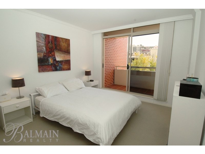 6 Yara Avenue, Rozelle NSW 2039