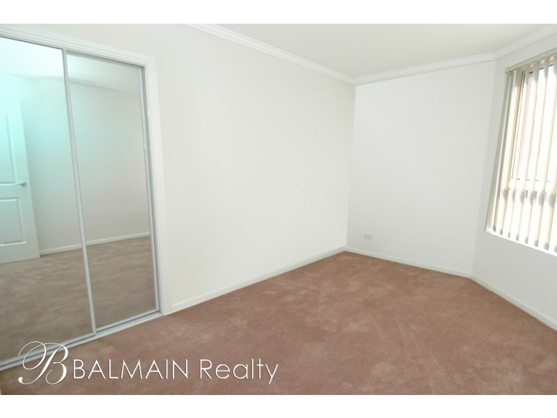 8 Yara Avenue, Rozelle NSW 2039