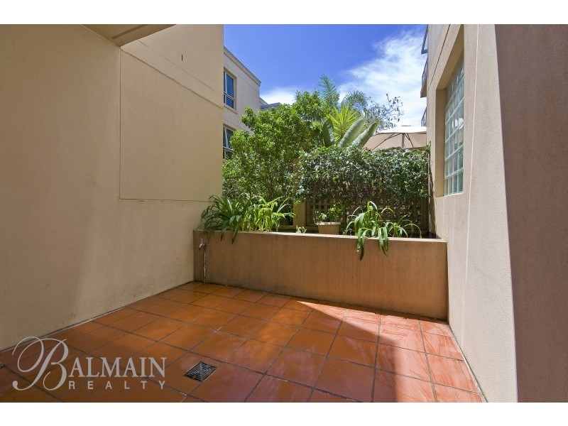 6 Yara Ave, Rozelle NSW 2039