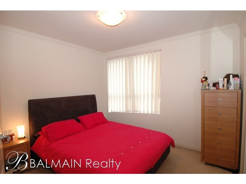 8 Yara Avenue, Rozelle NSW 2039