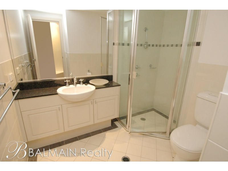 8 Yara Avenue, Rozelle NSW 2039