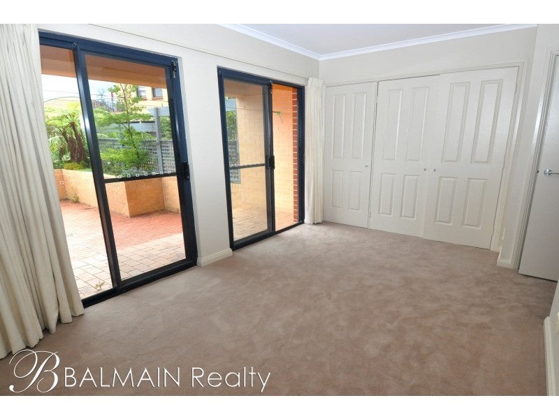 8 Water Street, Birchgrove NSW 2041