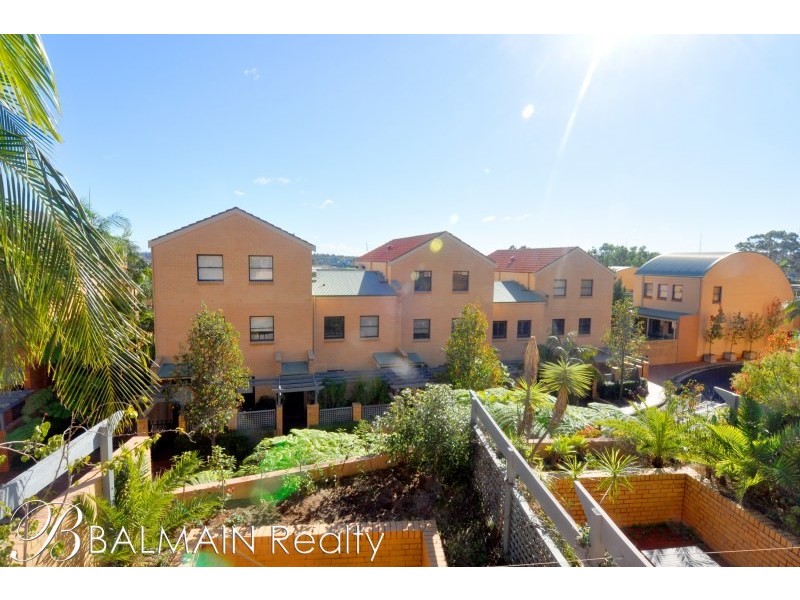 8 Water Street, Birchgrove NSW 2041