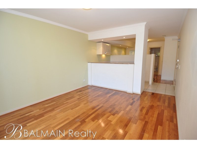 8 Yara Avenue, Rozelle NSW 2039