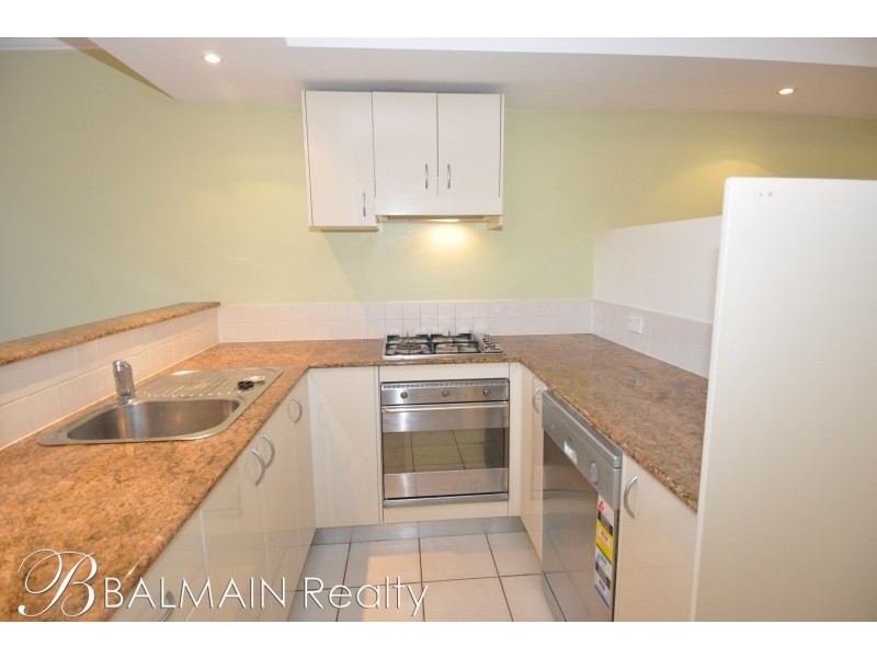 8 Yara Avenue, Rozelle NSW 2039