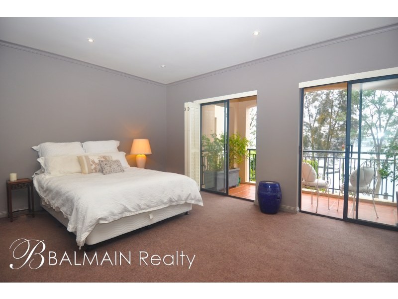 8 Water Street, Birchgrove NSW 2041
