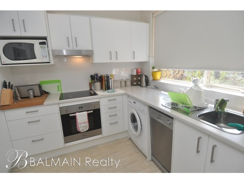 12 Hazelbank Road, Wollstonecraft NSW 2065