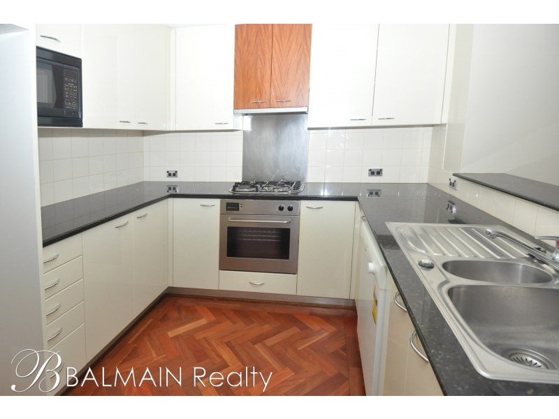 8 Water Street, Birchgrove NSW 2041