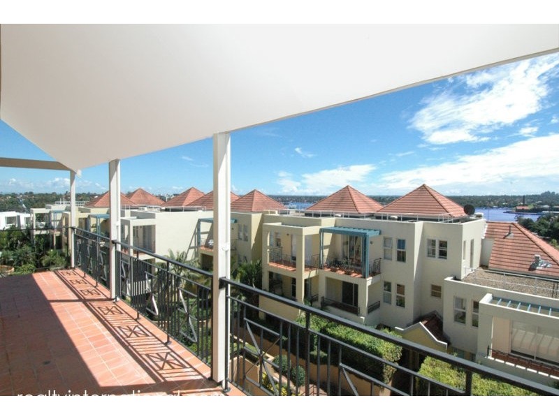 35 Terry Street ‘Balmain Cove’, Rozelle NSW 2039