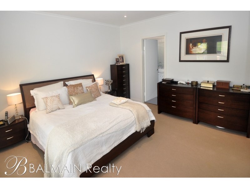 5 Wulumay Close, Rozelle NSW 2039