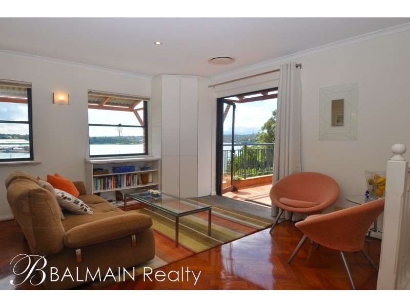 8 Water Street, Birchgrove NSW 2041