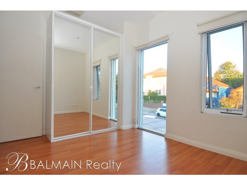 166 Lyons Road, Drummoyne NSW 2047