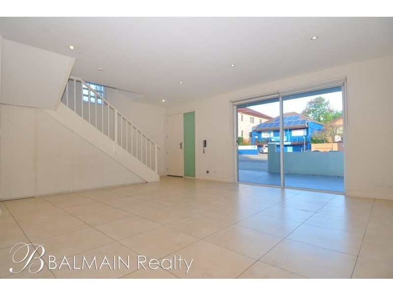 166 Lyons Road, Drummoyne NSW 2047