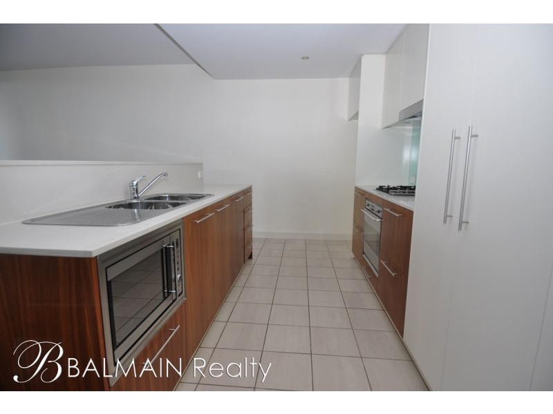 13 Shoreline Drive, Rhodes NSW 2138