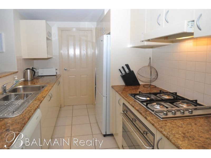 8 Yara Avenue, Rozelle NSW 2039
