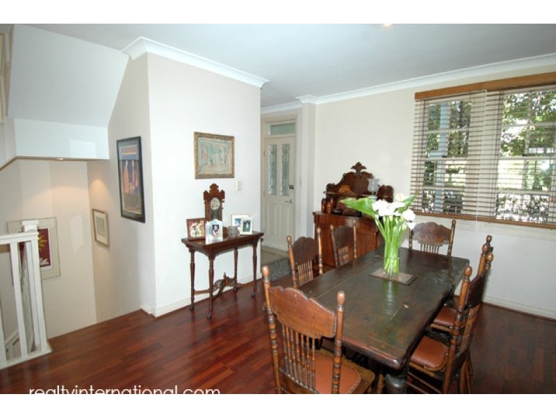 22 Waragal Avenue, Rozelle NSW 2039