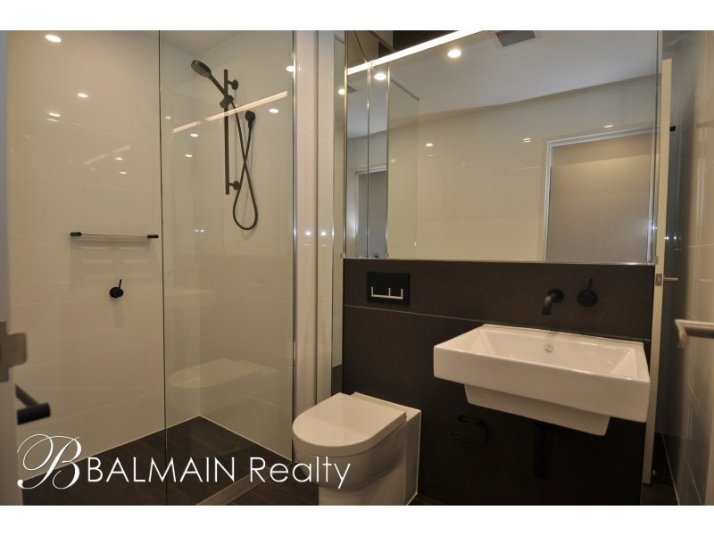 1 Nagurra Place, Rozelle NSW 2039