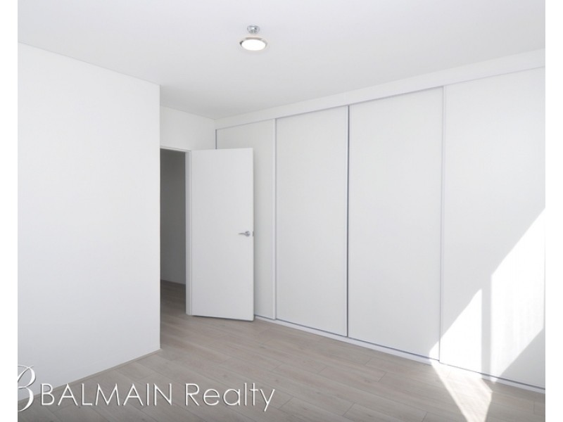 Level 1/1  King Street, Balmain NSW 2041