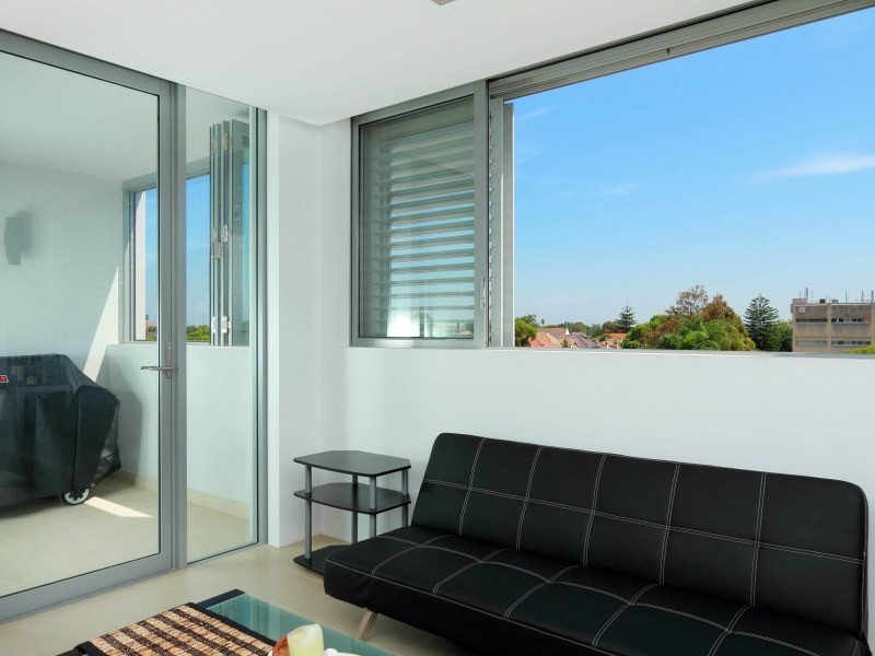 Unit 308/2 Marlborough Street, Drummoyne NSW 2047