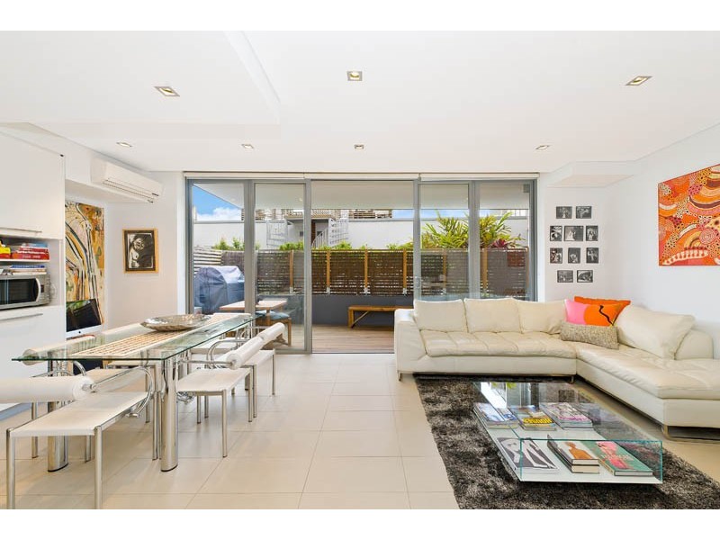 Unit 201/2 Marlborough Street, Drummoyne NSW 2047