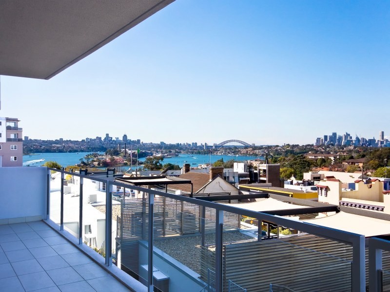 Unit 401/2 Marlborough Street, Drummoyne NSW 2047