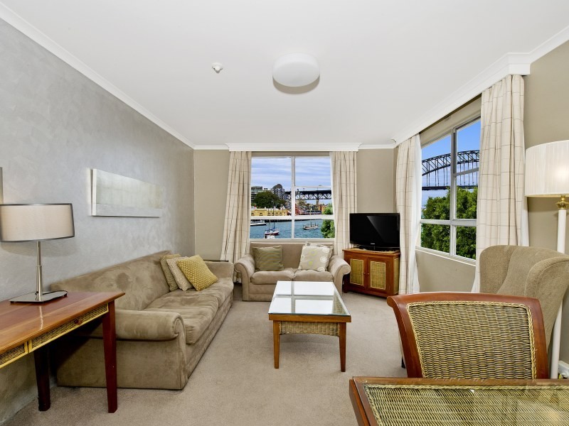Unit 6/2a Henry Lawsons Avenue, Mcmahons Point NSW 2060