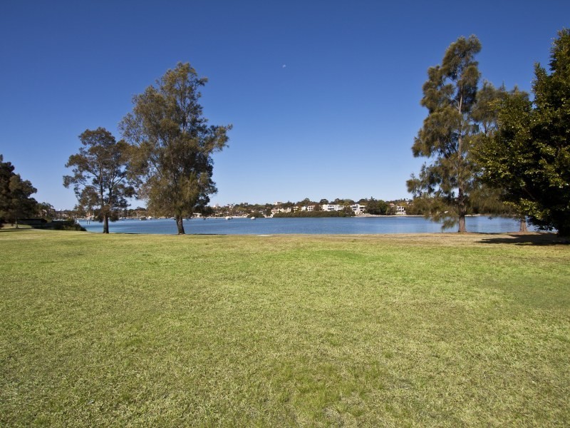 10 Burns Crescent, Chiswick NSW 2046