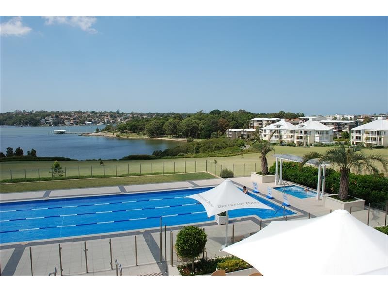 Unit 308/10-16 Vineyard Way, Breakfast Point NSW 2137