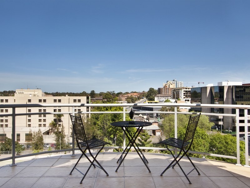 Unit 801/33-35 Cowper Street, Parramatta NSW 2150