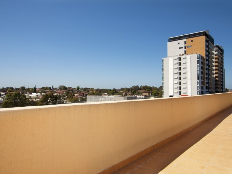 Unit 801/33-35 Cowper Street, Parramatta NSW 2150