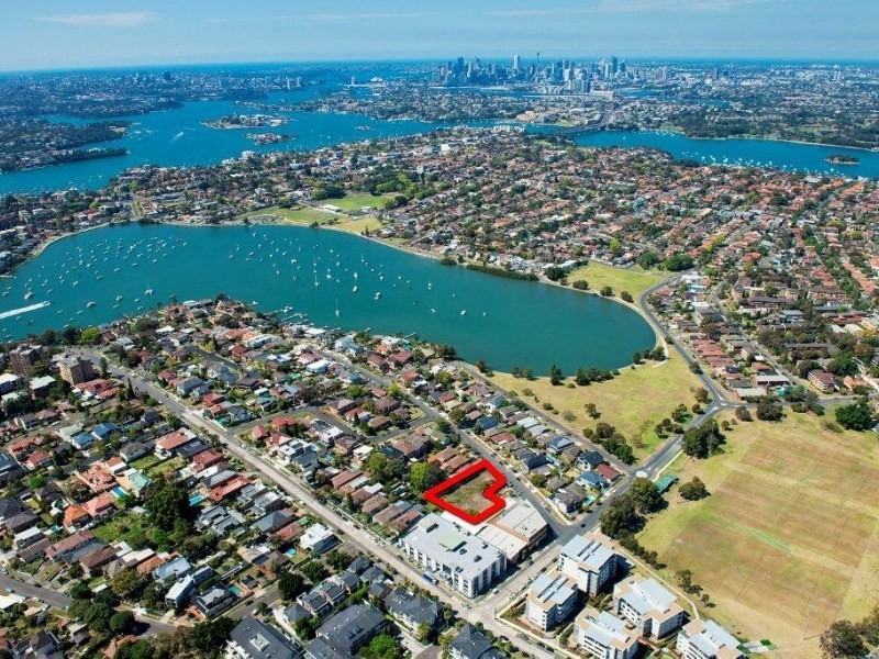 10 Burns Crescent, Chiswick NSW 2046