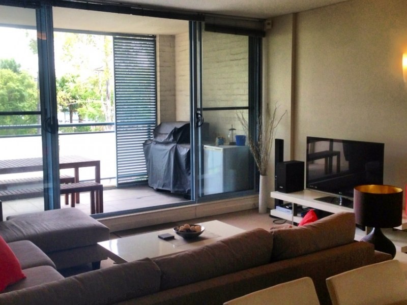 Unit 209/5 Stromboli Strait, Wentworth Point NSW 2127