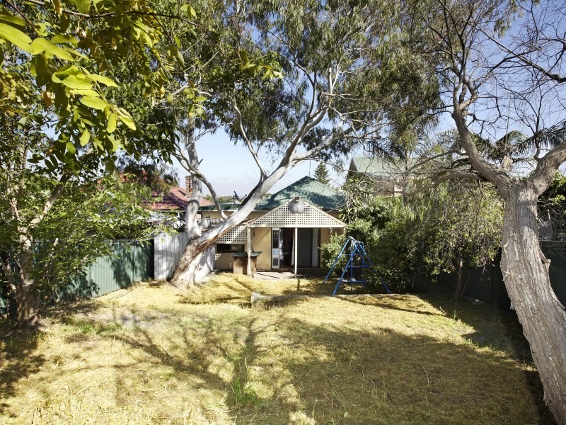 22 Trevelyan Street, Botany NSW 2019