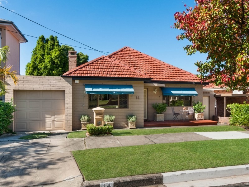 14 Robert Avenue, Russell Lea NSW 2046