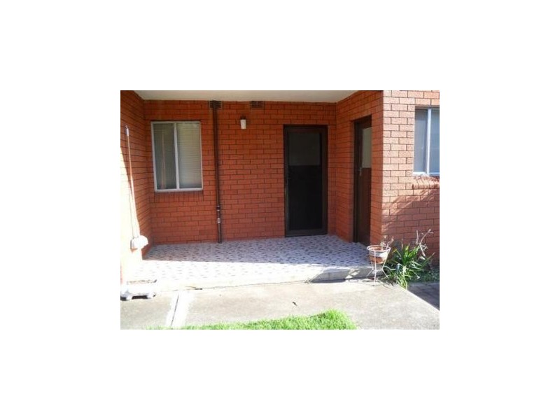 26 Kurrajong Avenue, Georges Hall NSW 2198